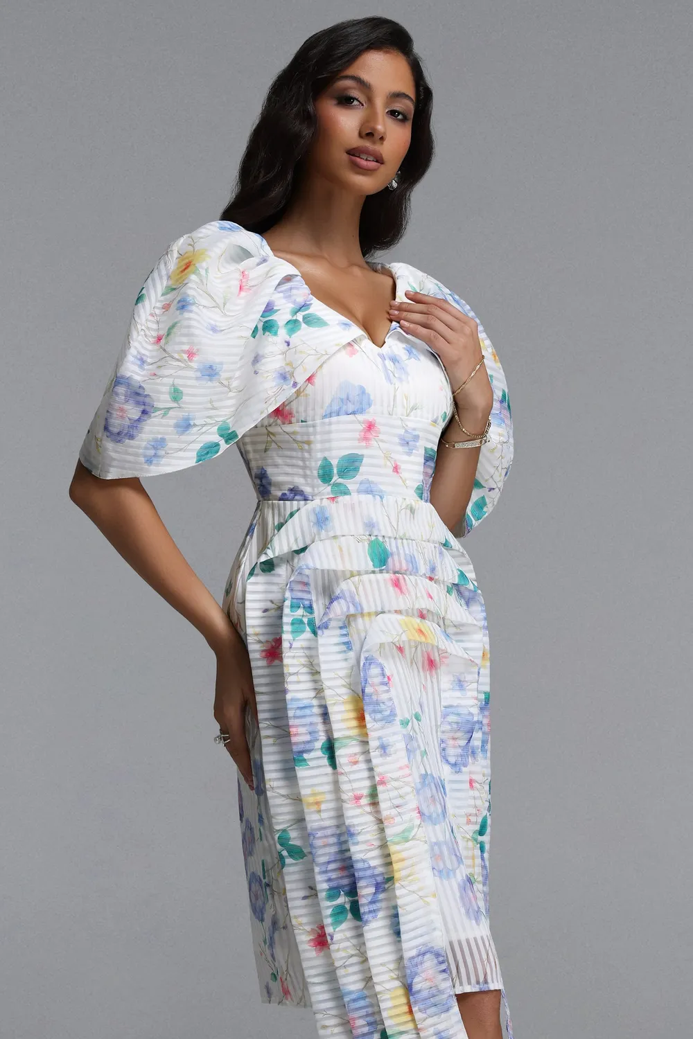 Bella Barnett Wezal Abito Midi Bianco Floreale Manica Corta