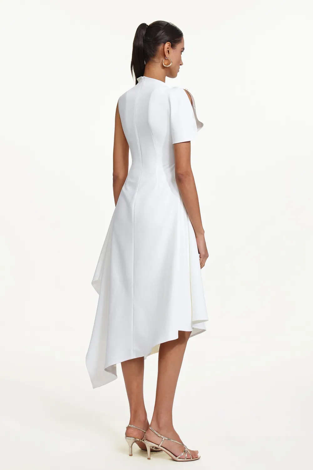Bella Barnett Weren abito maxi bianco monospalla