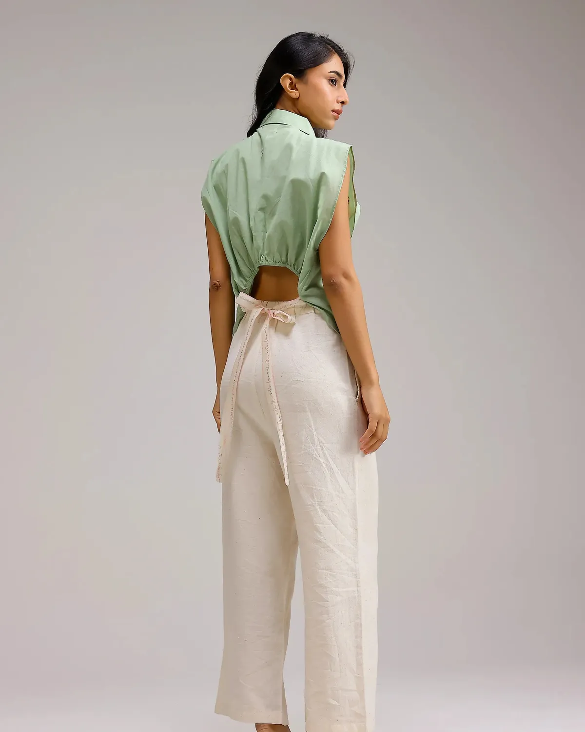 Our Dve Saanjh Fresh Dew Top verde pallido cotone