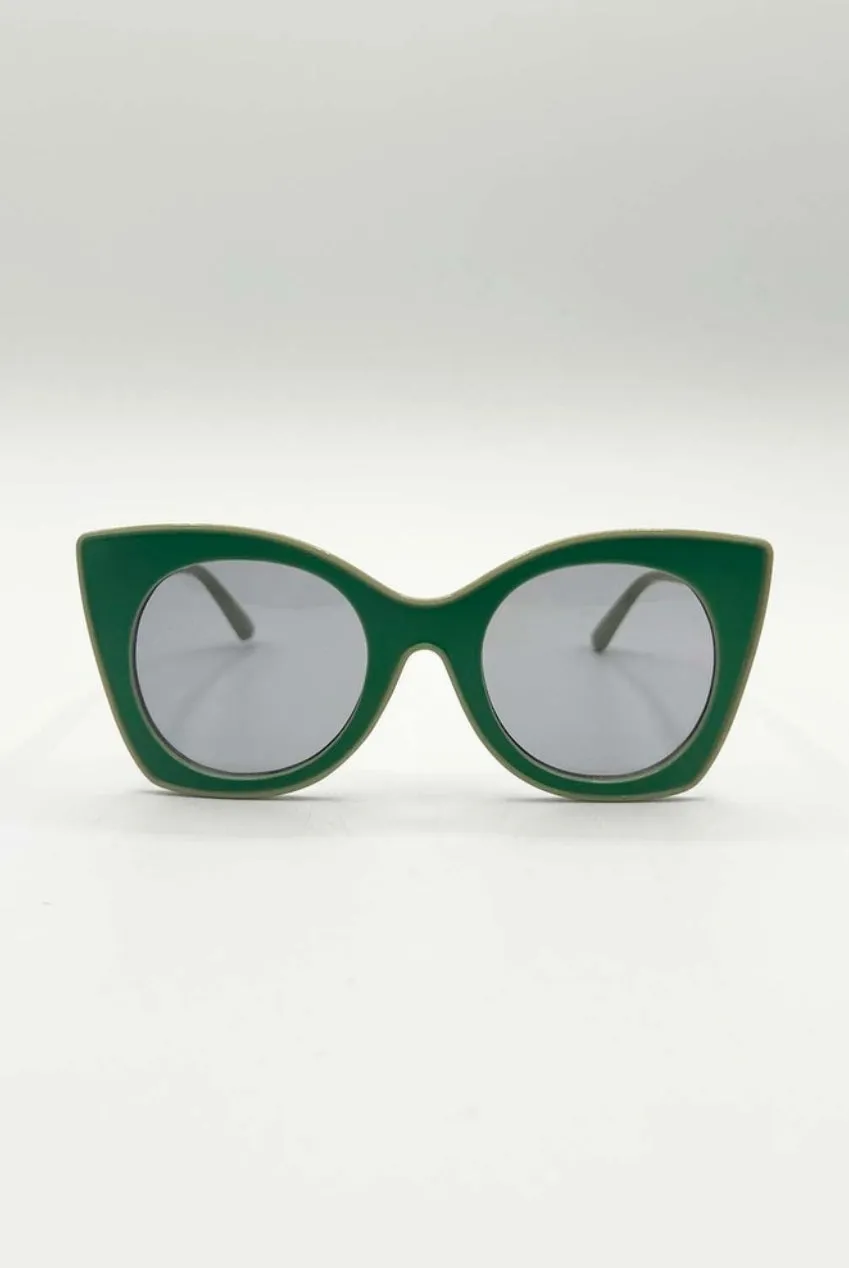 SVNX occhiali da sole verdi cat-eye oversize