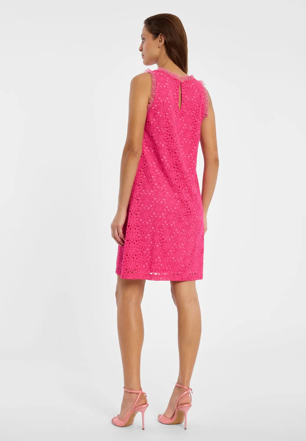 Ana Alcazar Dalio abito pizzo fucsia linea A sangallo