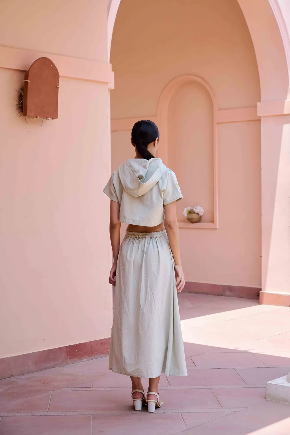 Our Dve Edwin coordinato top gonna grigio