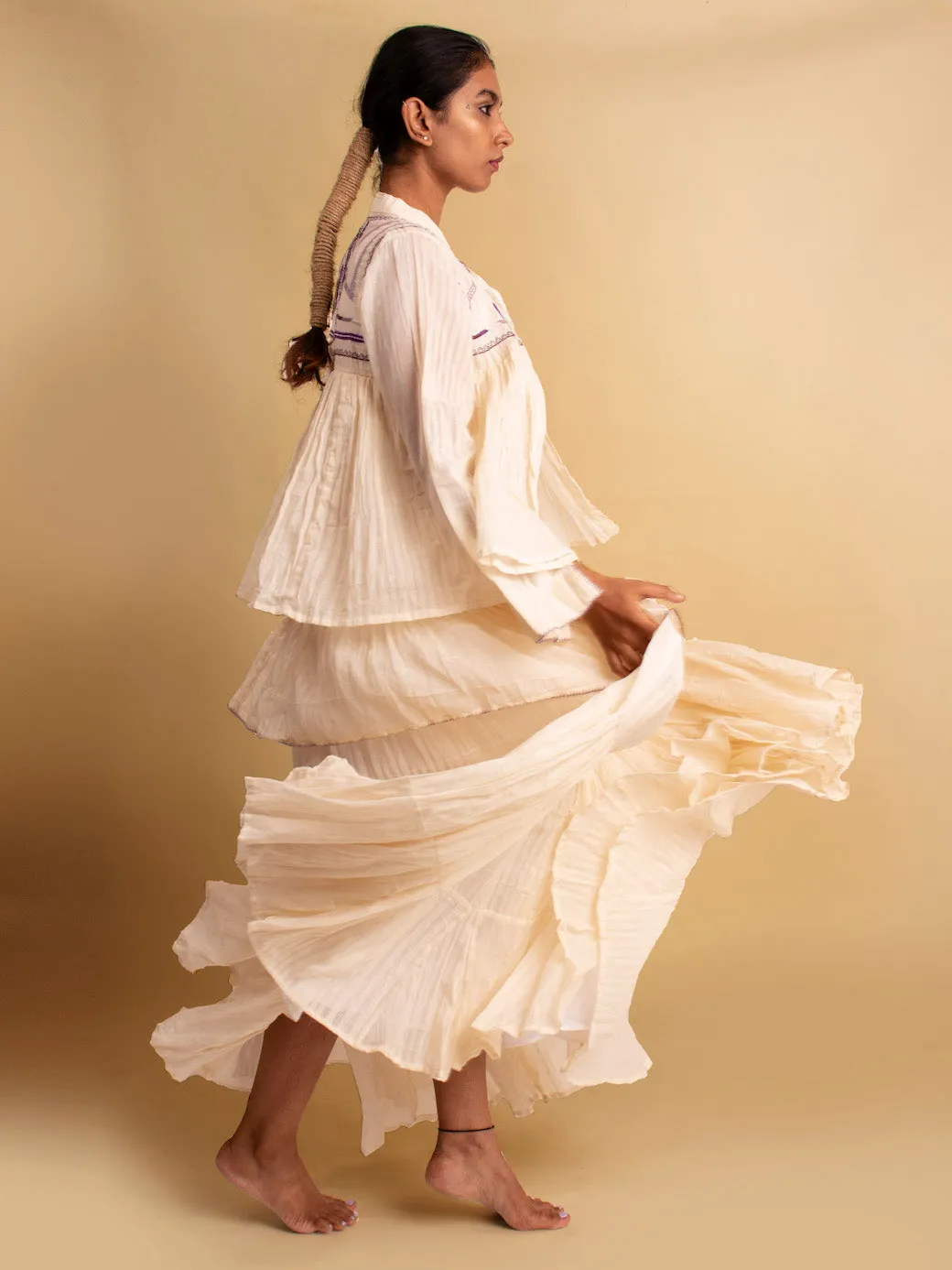 Our Dve Gowda Set completo abito giacca beige