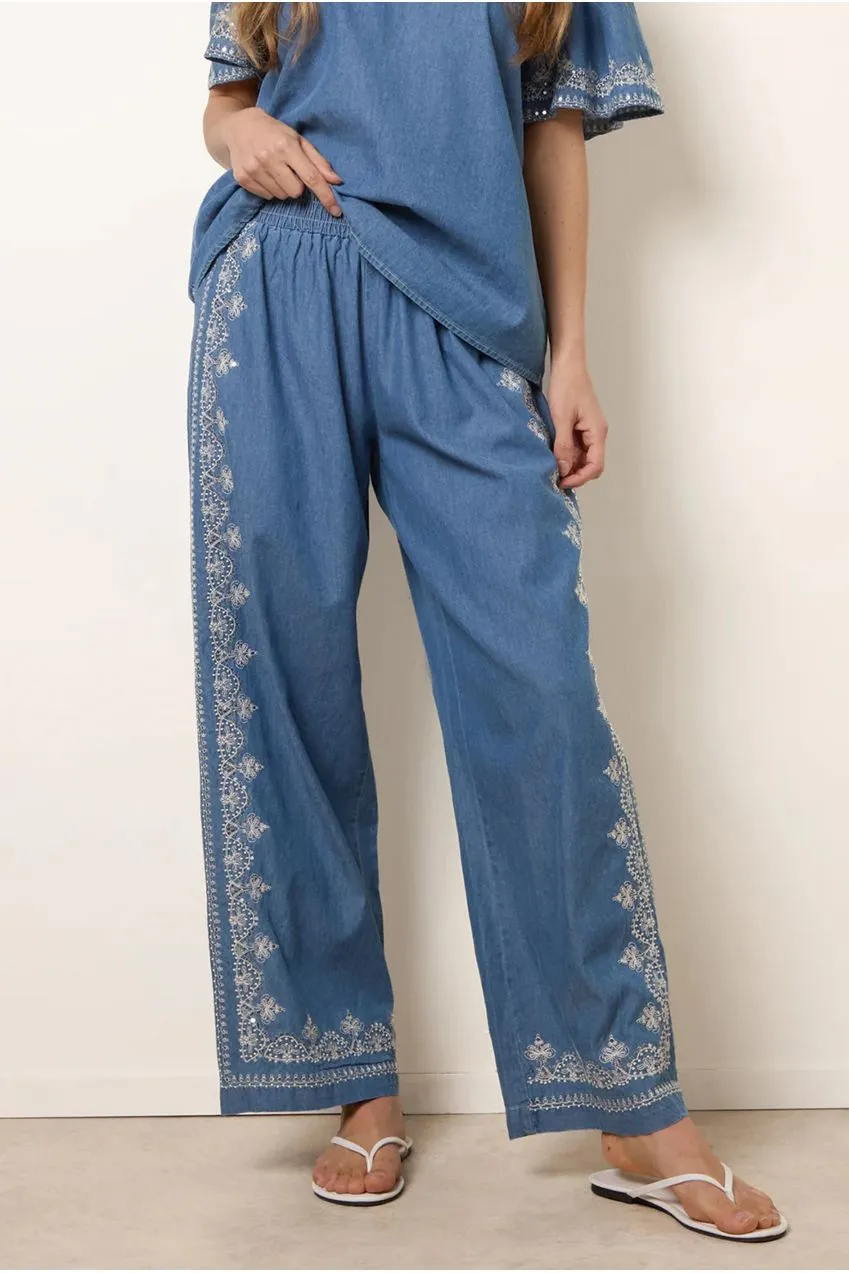 Blue Vanilla ricamo floreale pantaloni palazzo blu denim