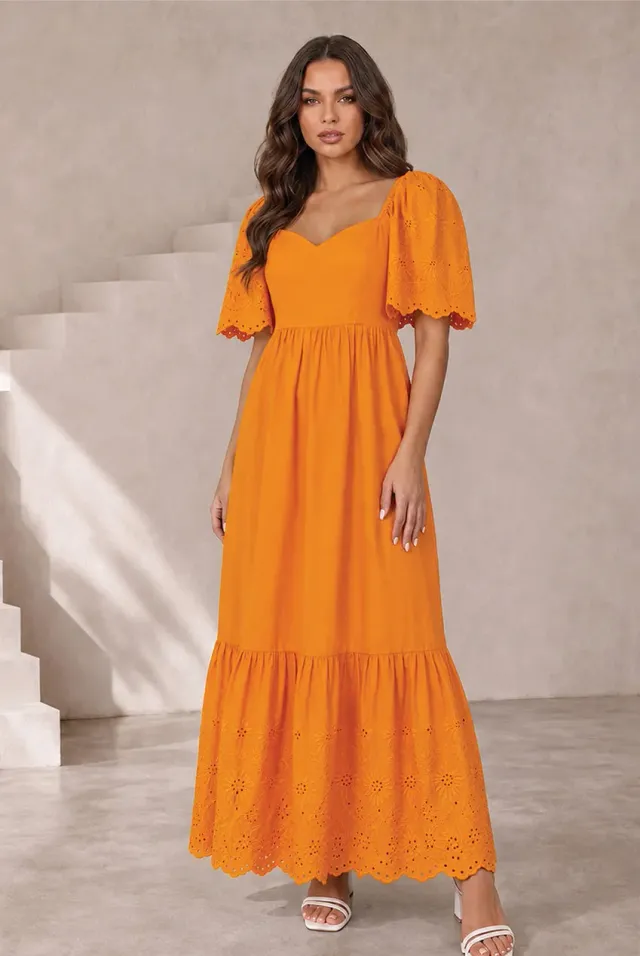 Goddiva Chi Chi London Broderie abito maxi arancione cotone