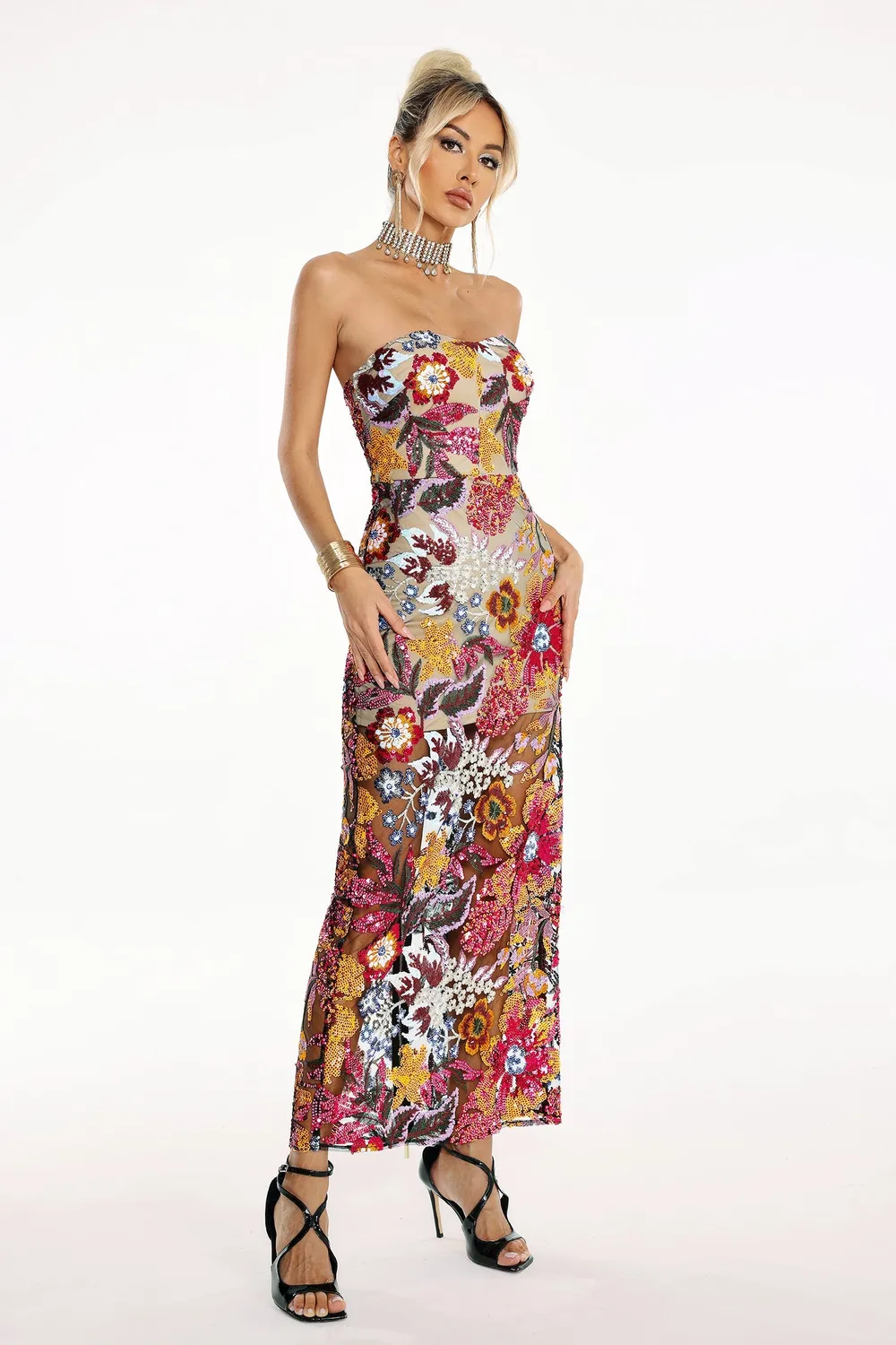 Bella Barnett Satu abito maxi floreale glitter multicolor