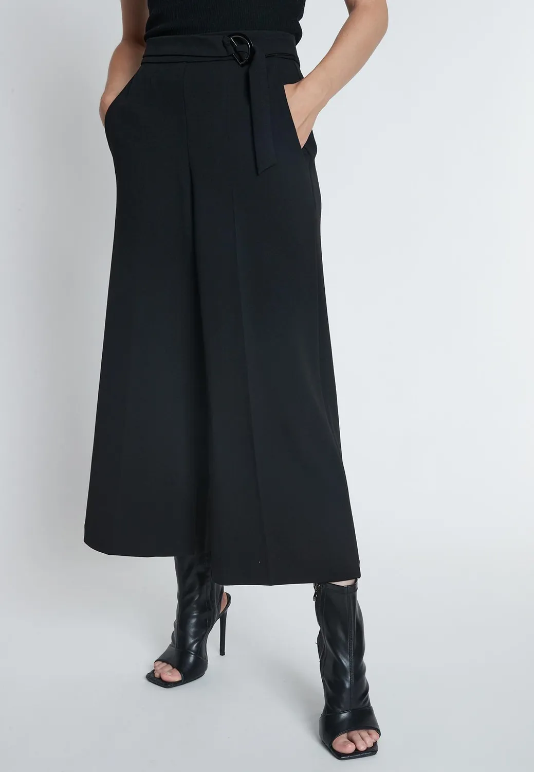 Ana Alcazar Mefea Culotte Nera 7/8 con Cintura