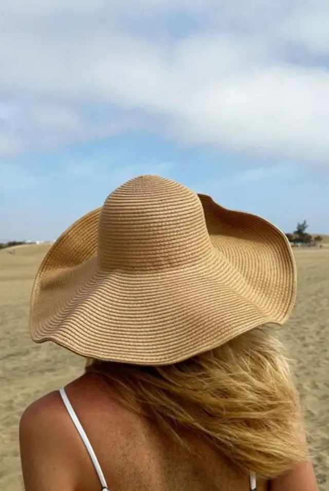 SVNX Oversized Straw cappello paglia beige taglia unica