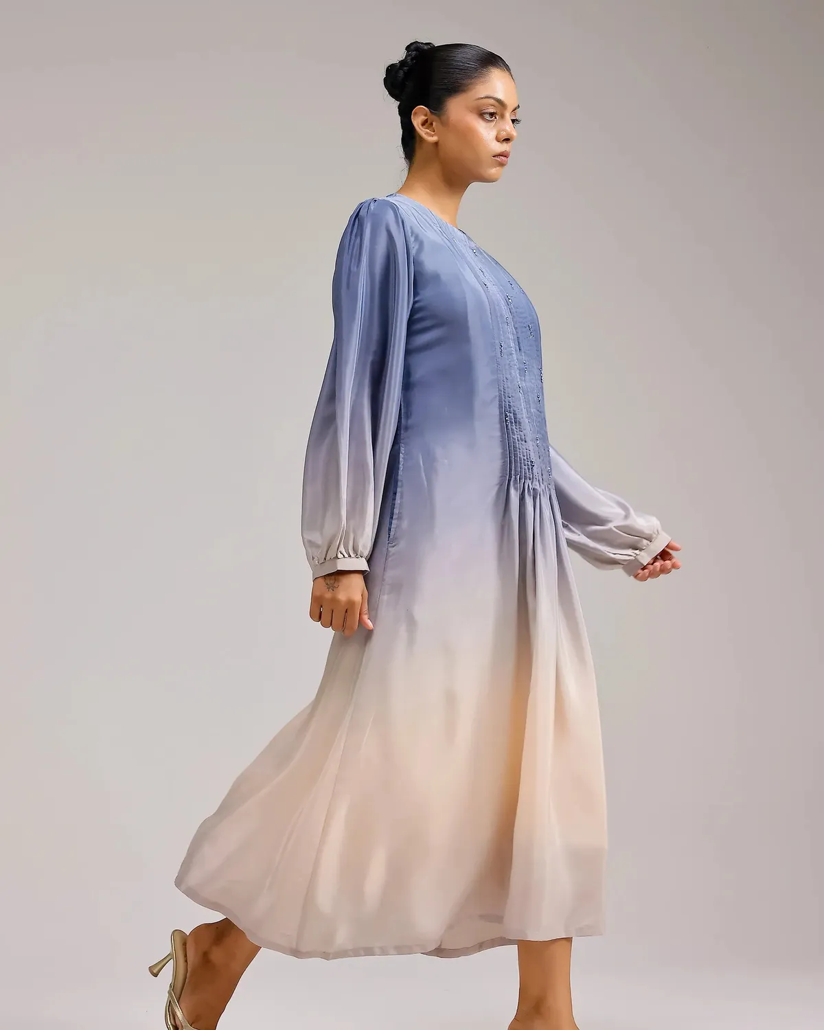 Our Dve Icy Elegance Dress abito blu avorio