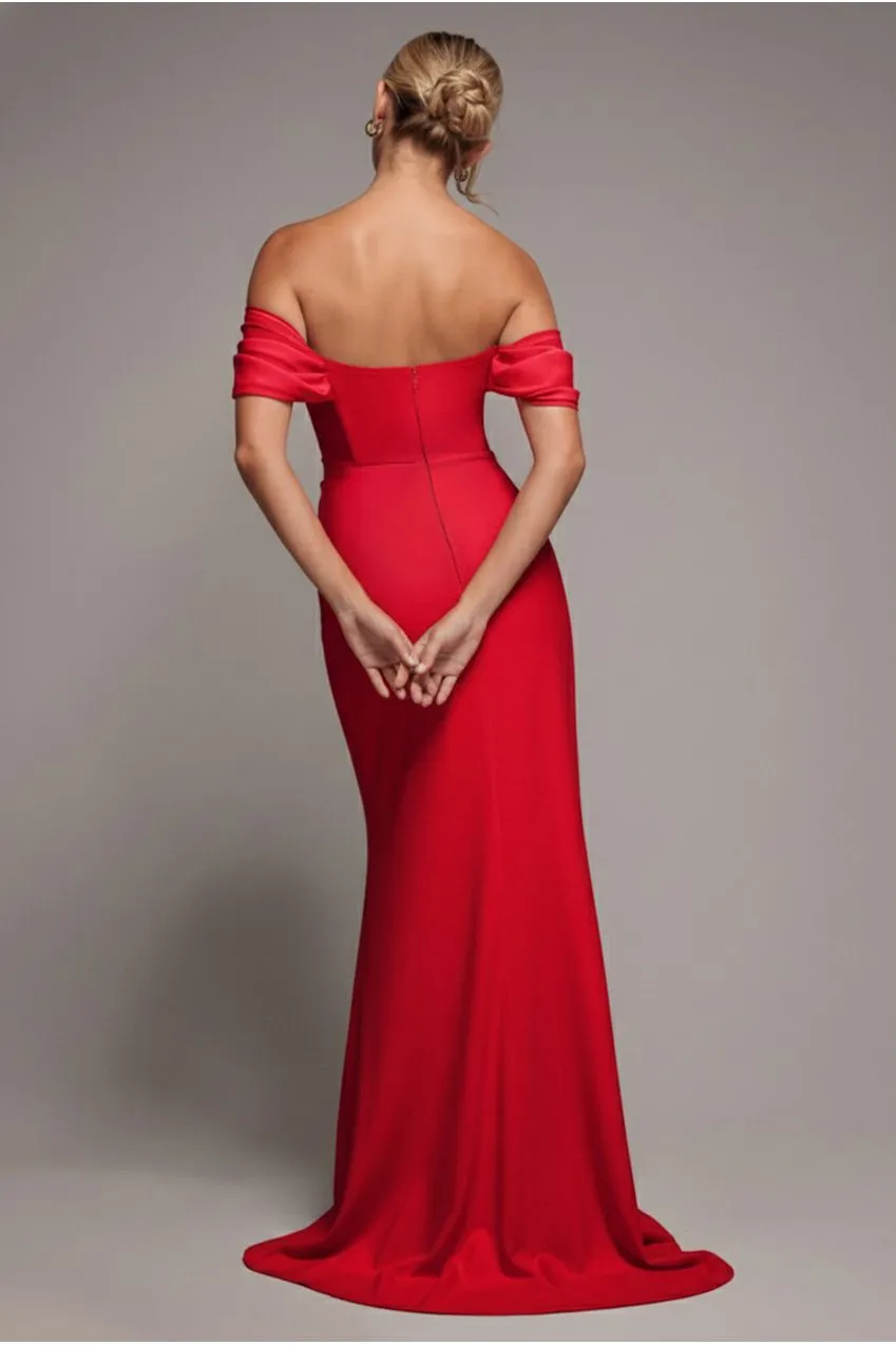 Goddiva Draped Sleeve abito lungo rosso strass scollo V