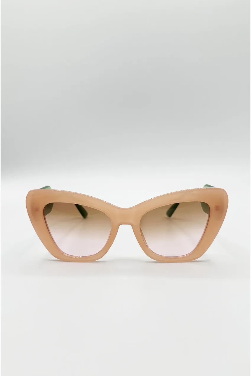 SVNX Cat Eye occhiali da sole rosa-verde UV400