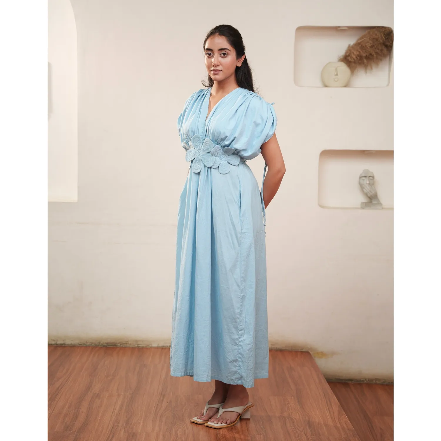 Our Dve Capsule 4 abito lungo blu cotone lacci spalle