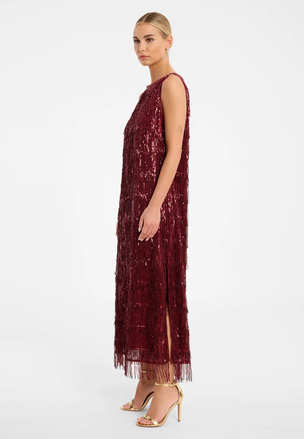 Ana Alcazar Cebi abito paillettes bordeaux frange