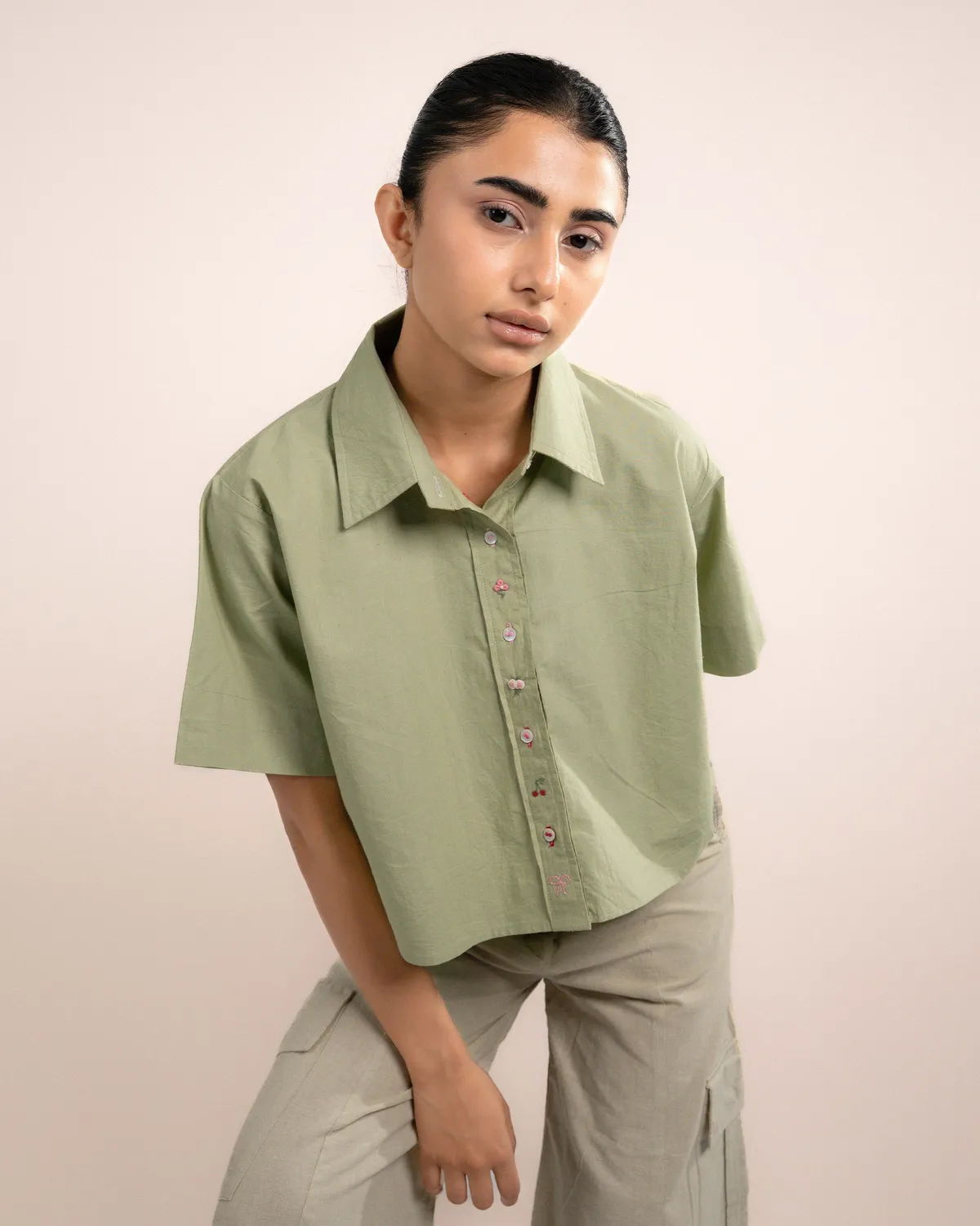 Our Dve Sia Pale Green camicia corta verde loose cotone