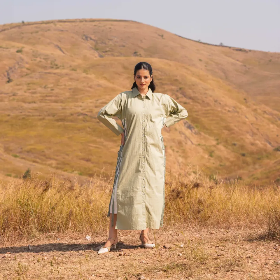 Our Dve Cascade abito maxi cotone verde frange