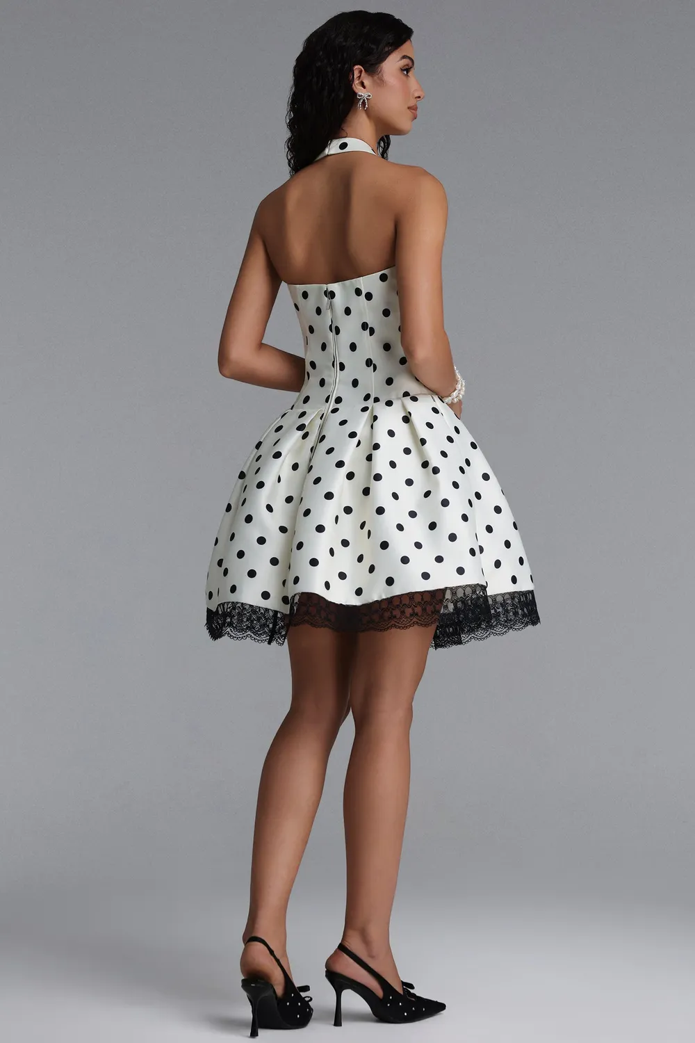 Bella Barnett Rizza abito mini nero pois pizzo