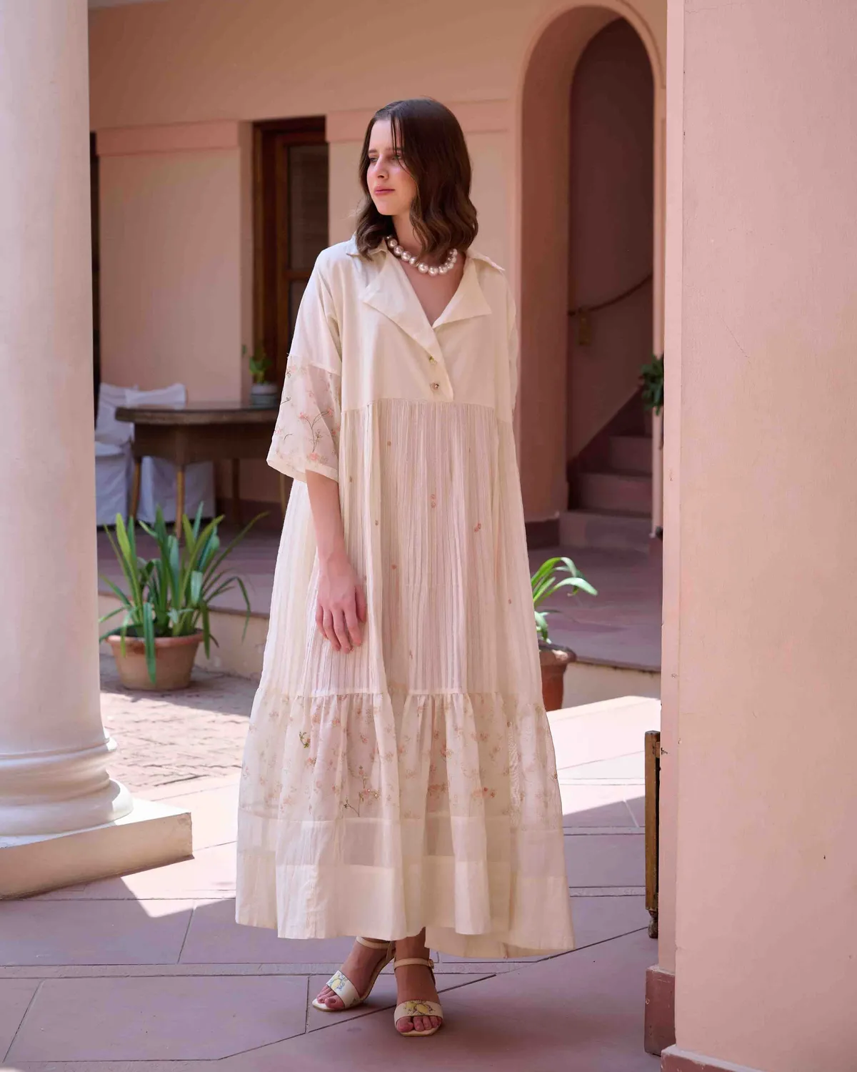 Our Dve Charlotte abito lungo cotone beige floreale