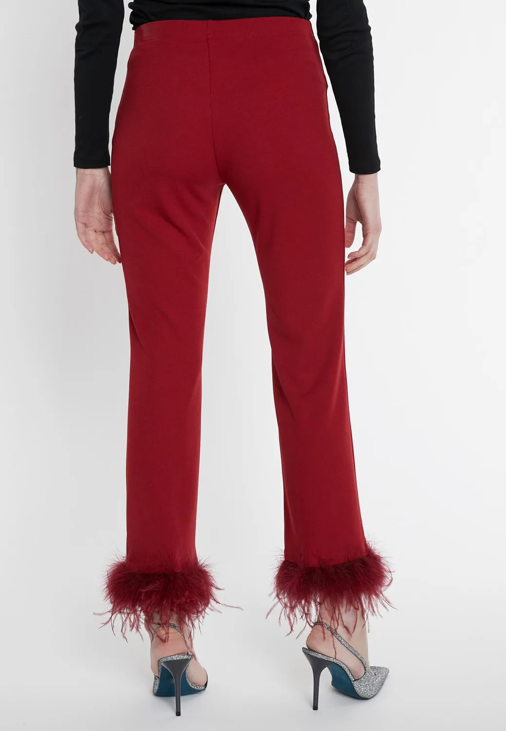 Ana Alcazar Sinsa Pantaloni 7/8 bordeaux con piume