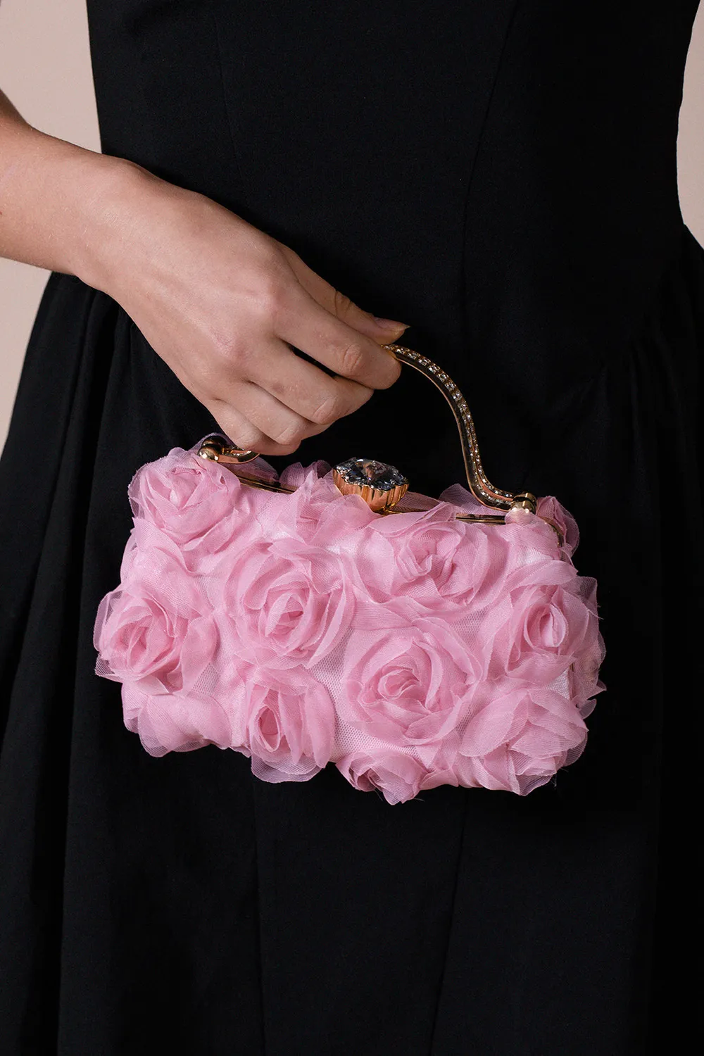 SVNX HB361009 clutch rosa 3D con tracolla catena