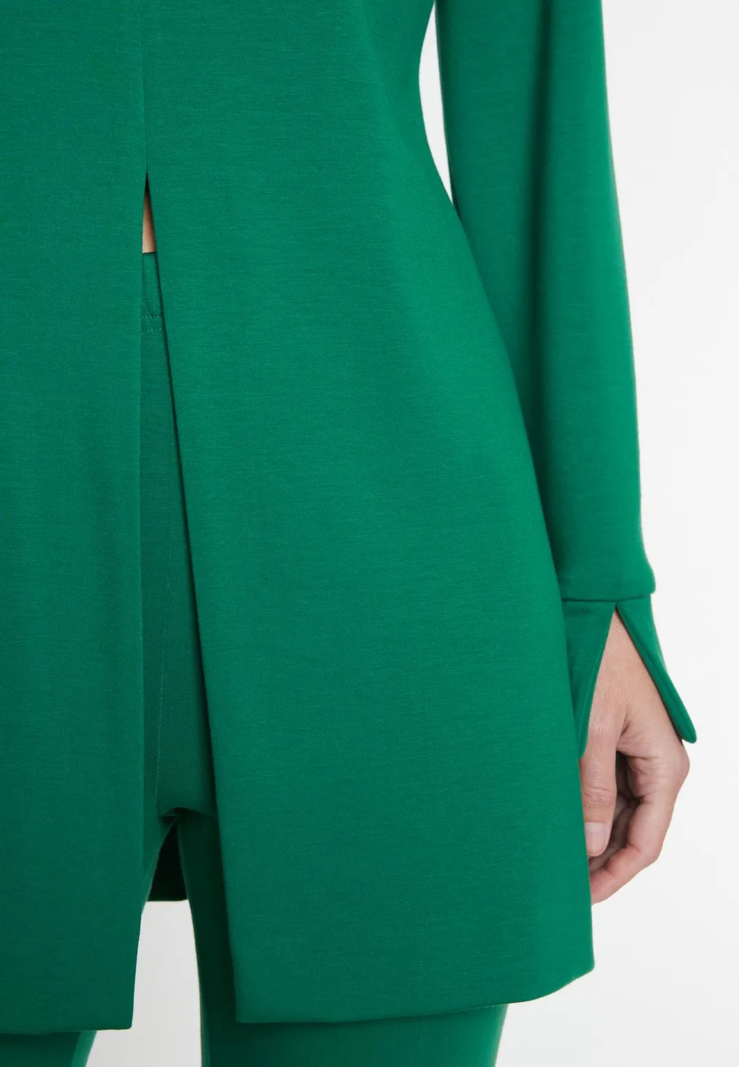 Ana Alcazar Menka top lungo verde con occhielli