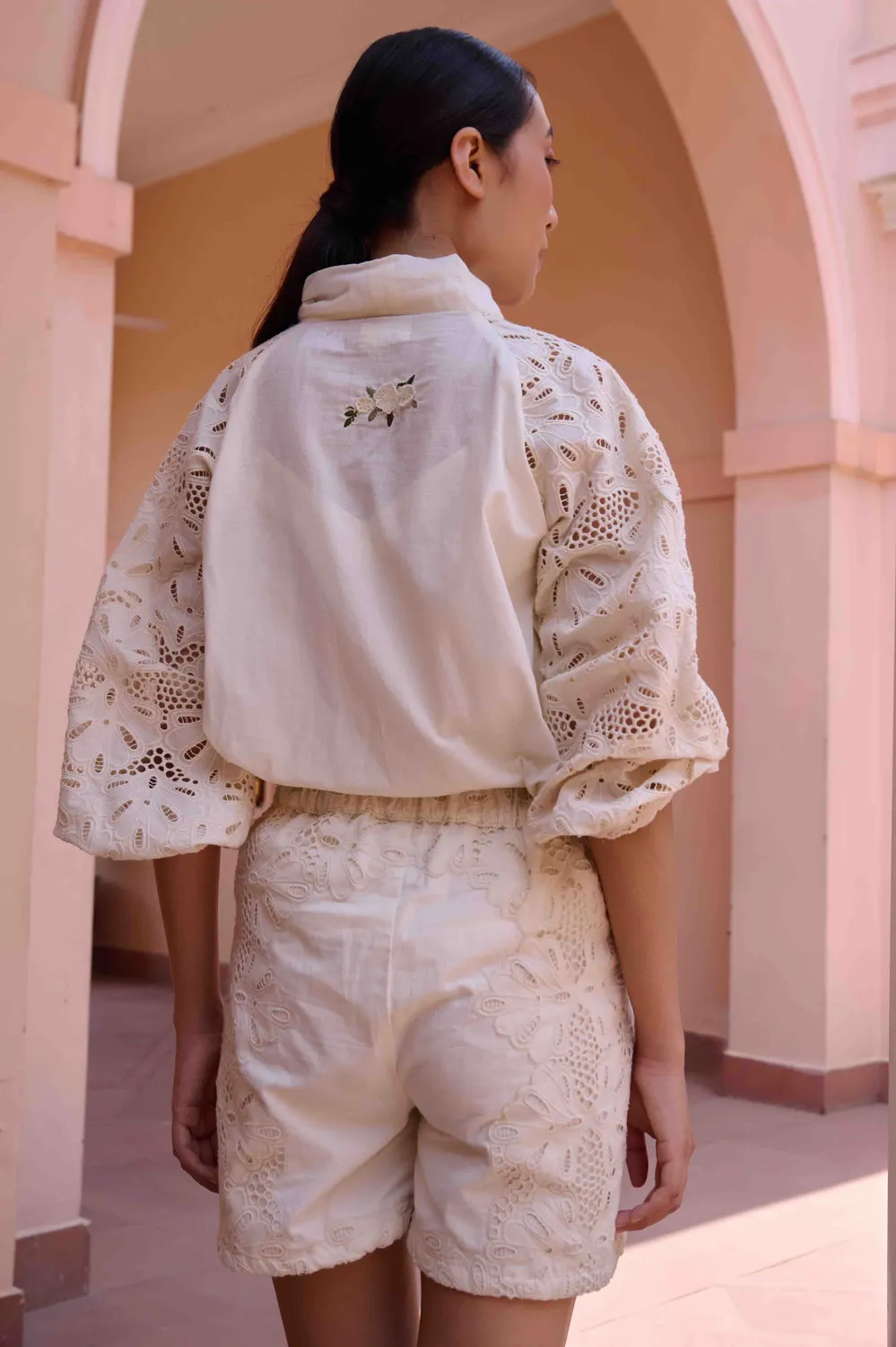 Our Dve Paul completo top shorts beige traforato