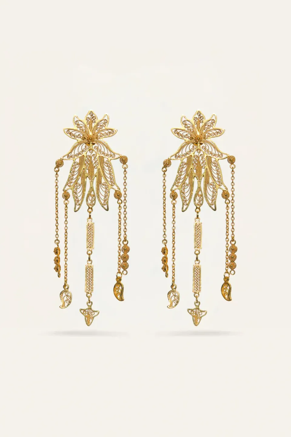 Johanna Ortiz Celestial Swing orecchini oro filigrana