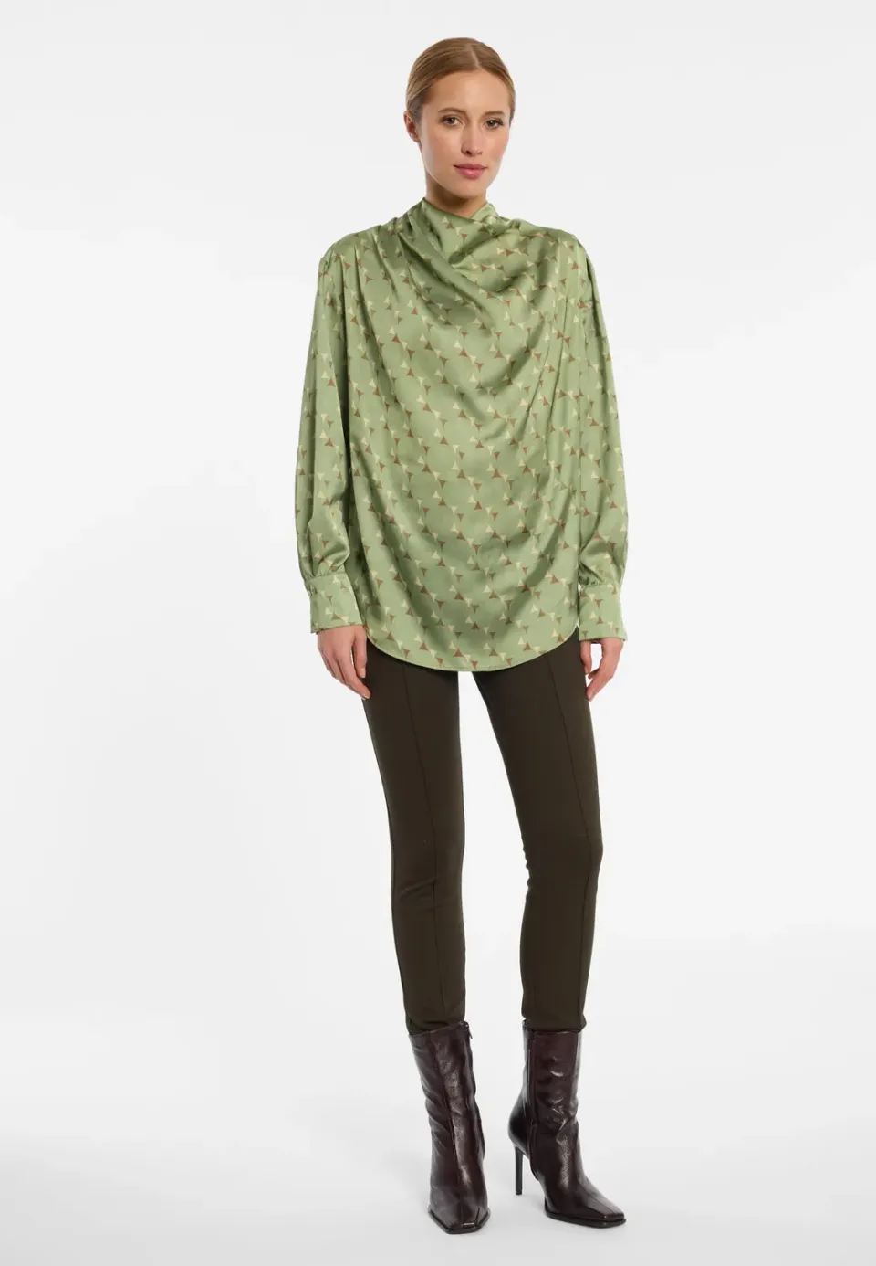 Ana Alcazar Eminora blusa raso menta scollo
