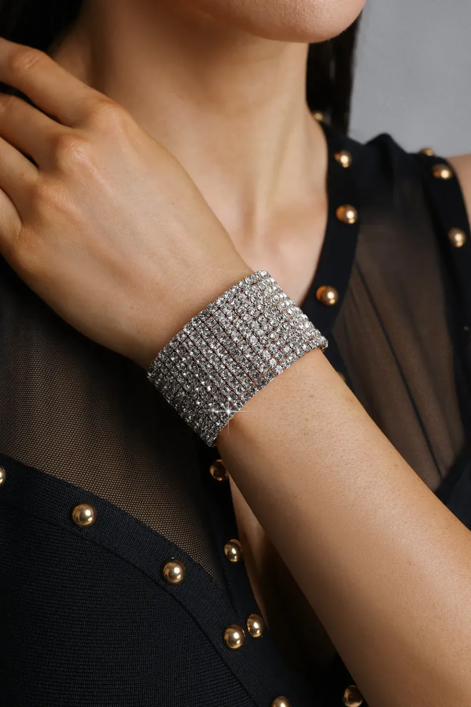 Bella Barnett Glenora bangle bracciale oro fascia larga