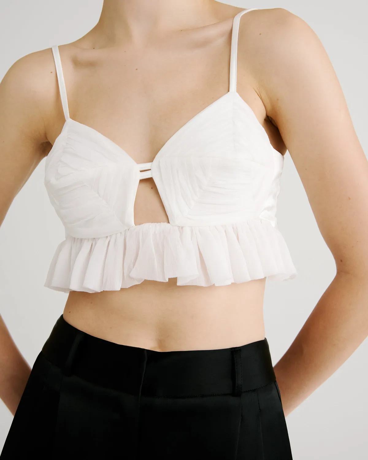 Violante Nessi Costes top avorio seta coppe scultoree