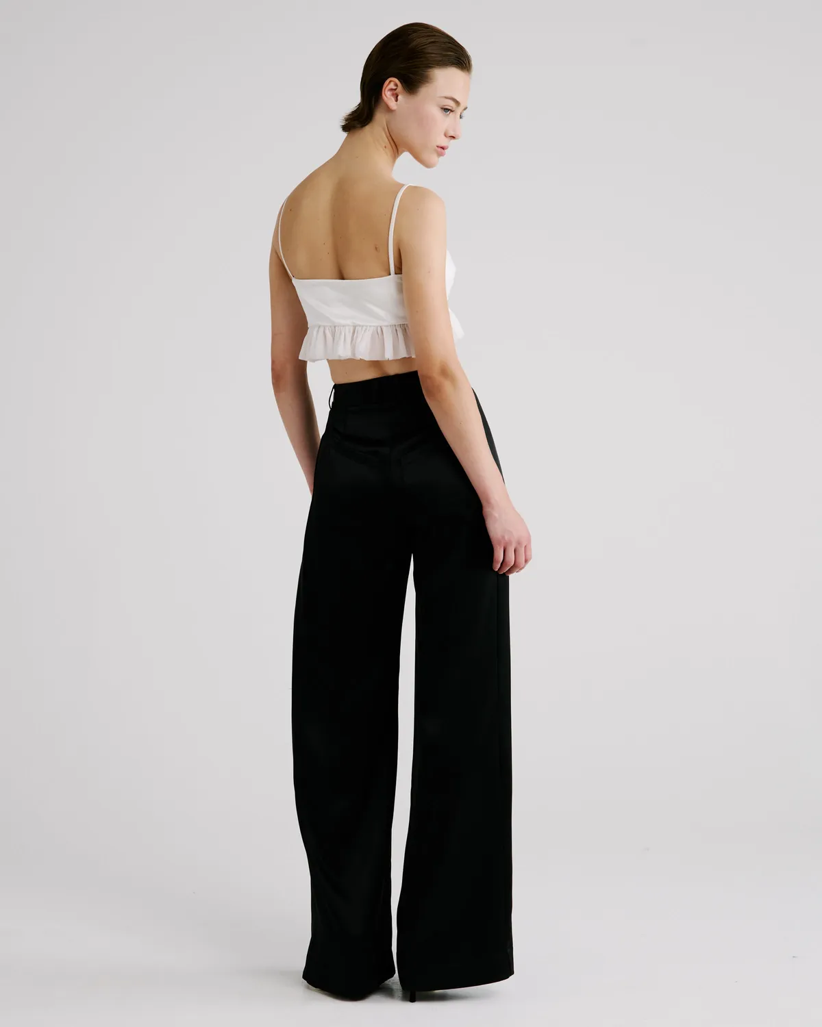 Violante Nessi Costes top avorio seta coppe scultoree