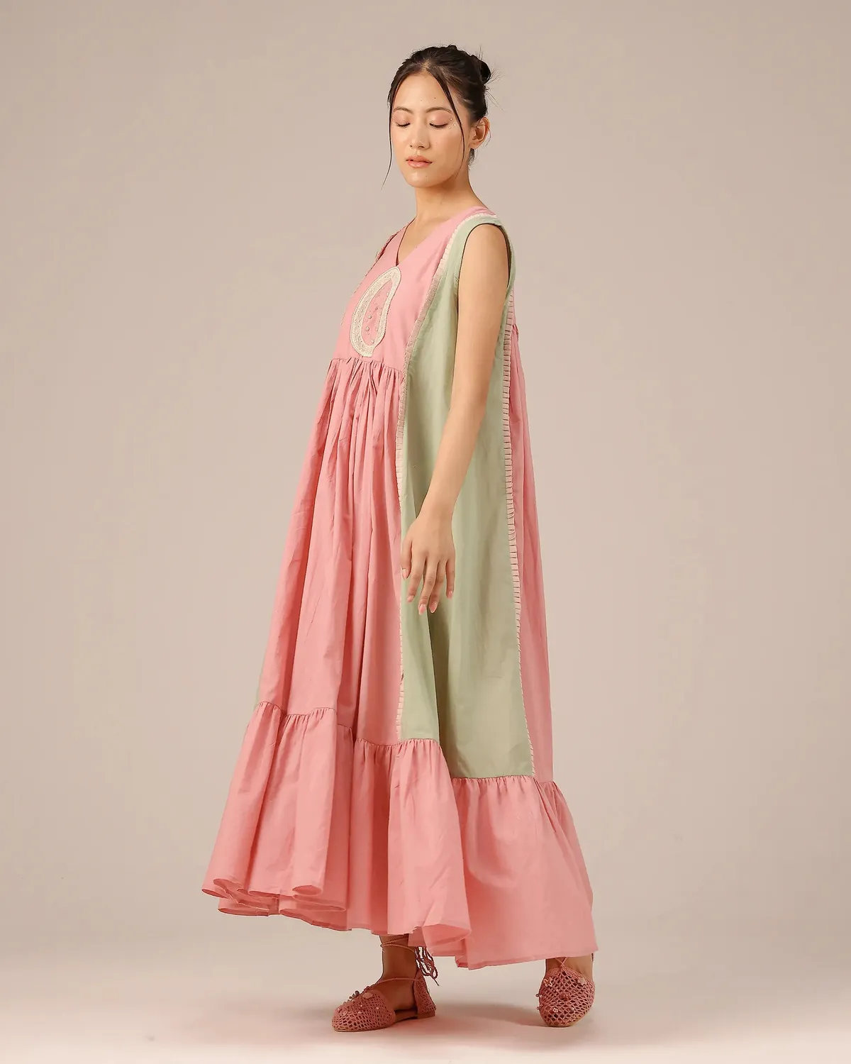 Our Dve Merry Berry completo abito giacca verde organza