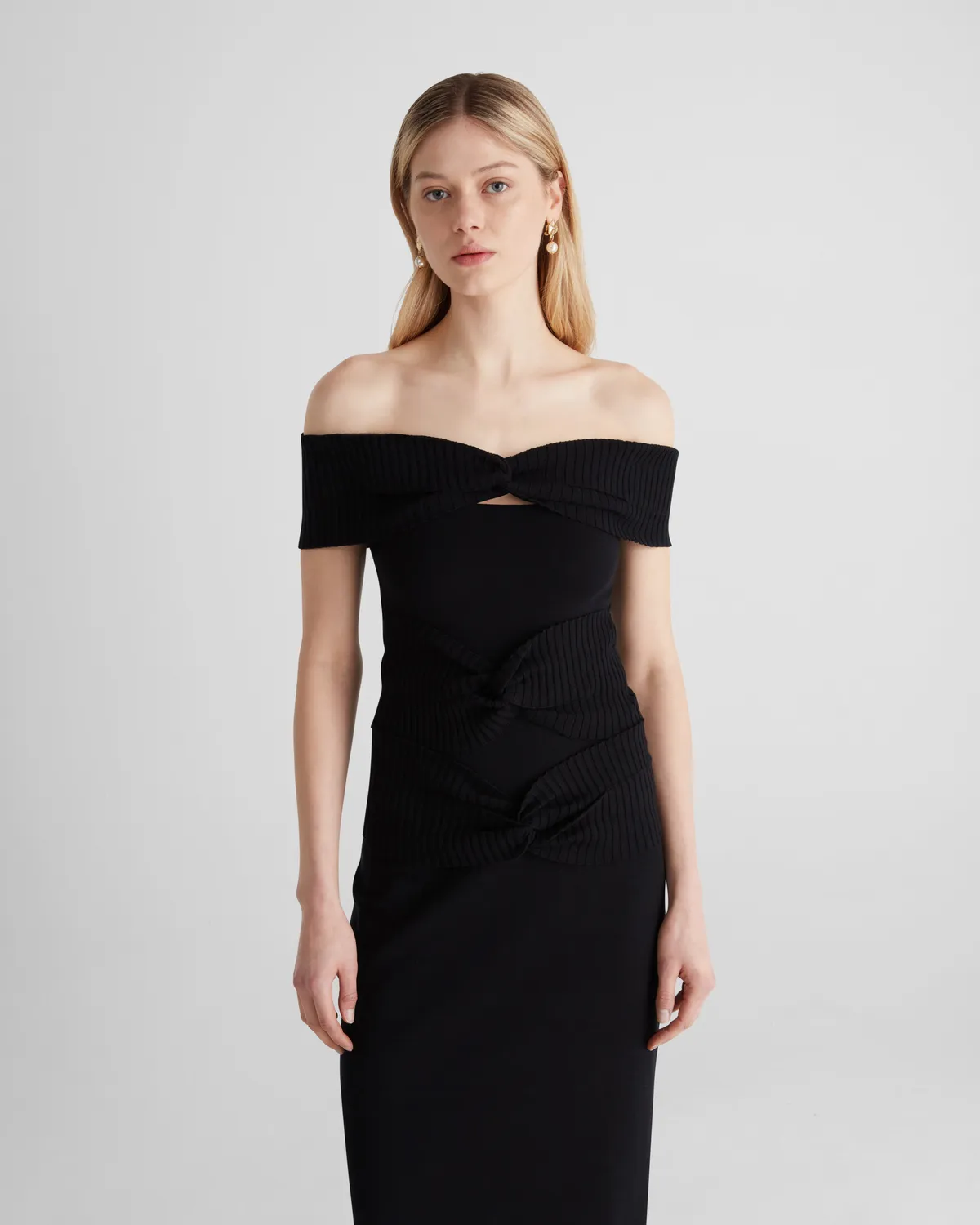 Violante Nessi Zita abito knit nero spalle scoperte nodi