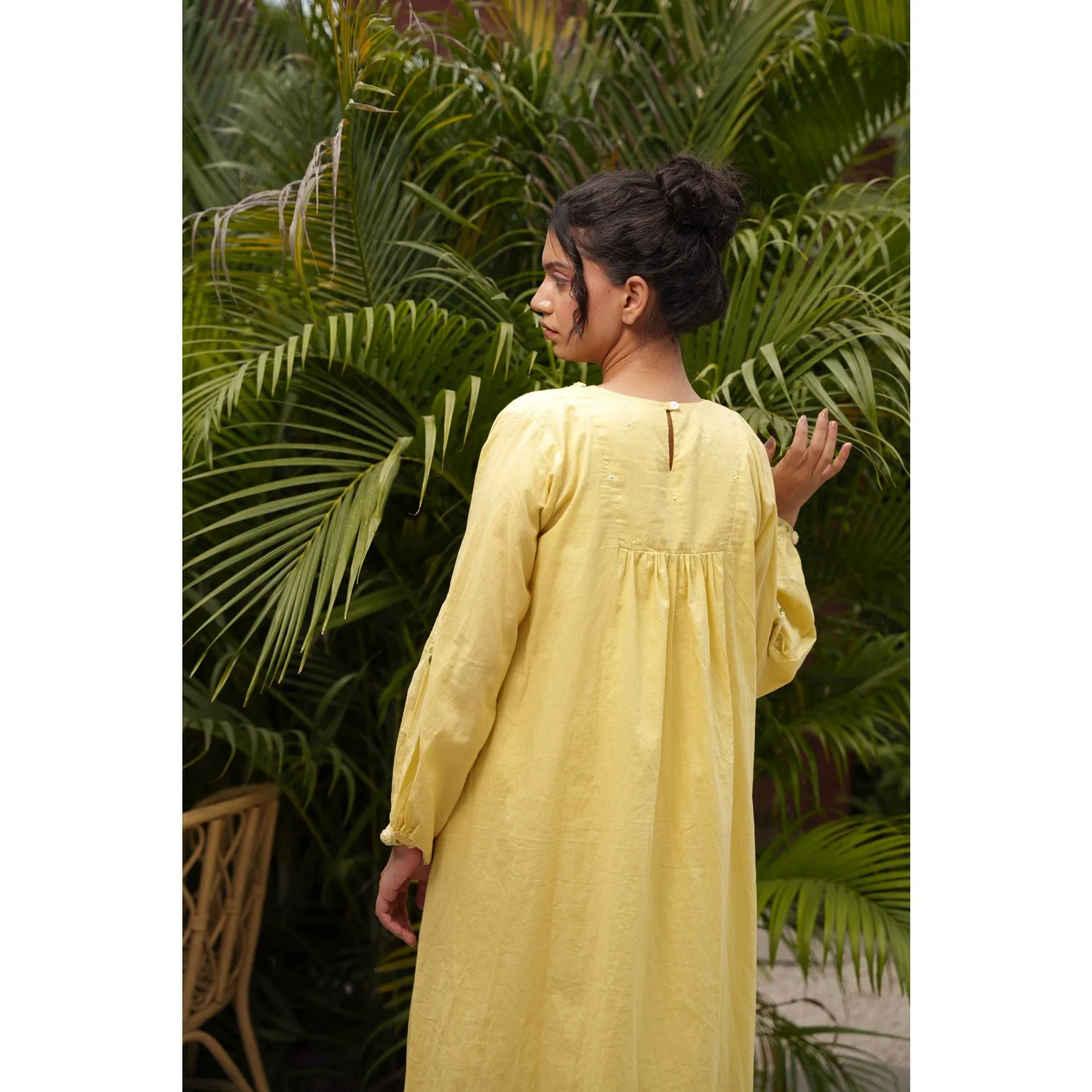 Our Dve Capsule 14 abito senape in cotone