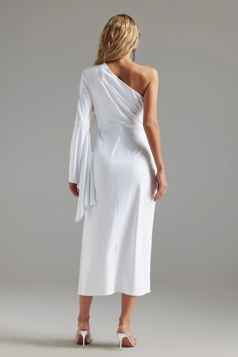 Bella Barnett Adela abito midi bianco monospalla spacco