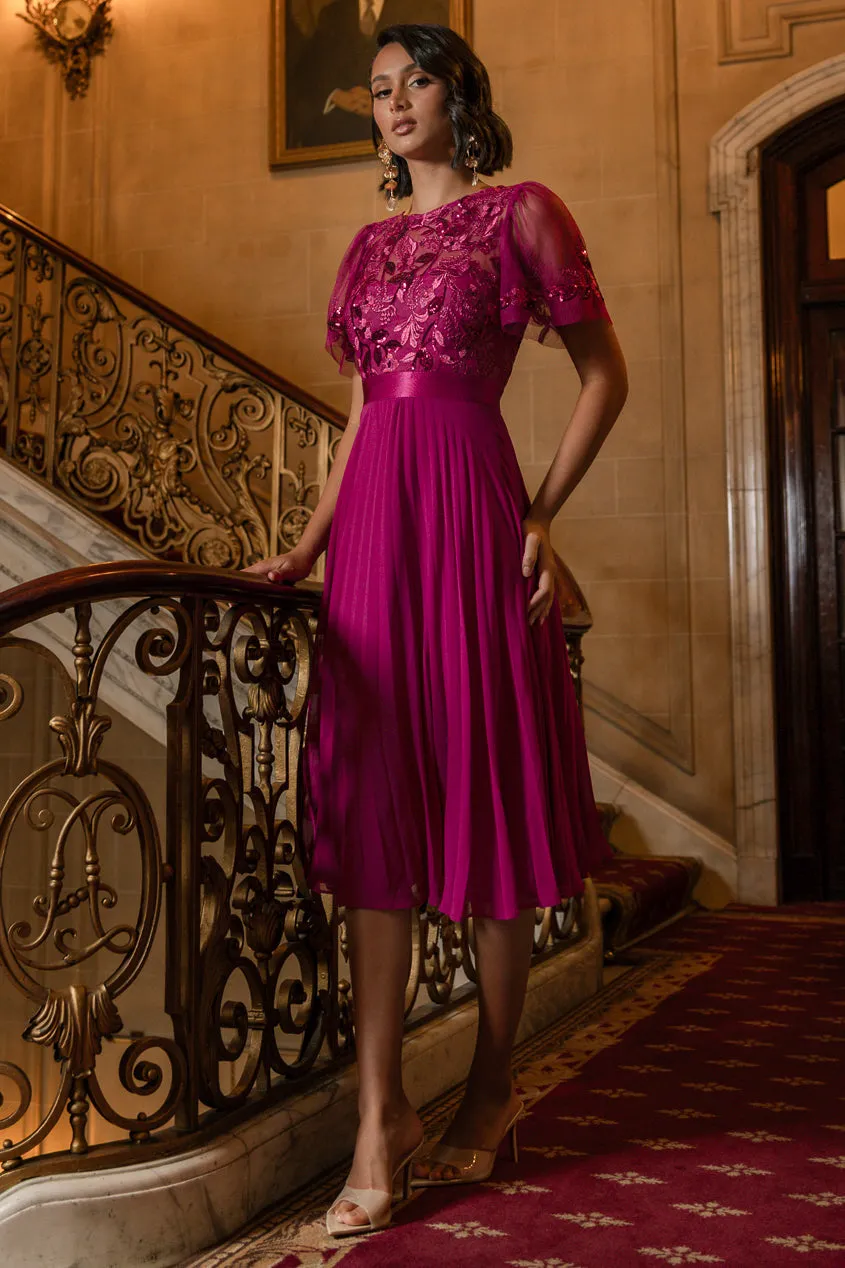 Goddiva Embroidered abito midi magenta in chiffon