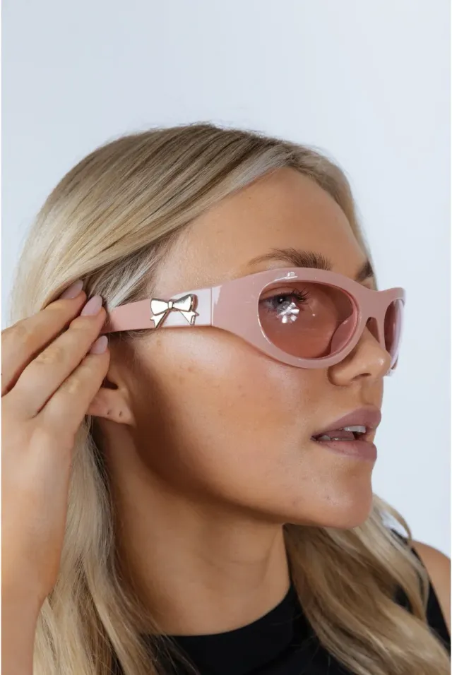 SVNX Wrap Around Racer Bow occhiali rosa avvolgenti
