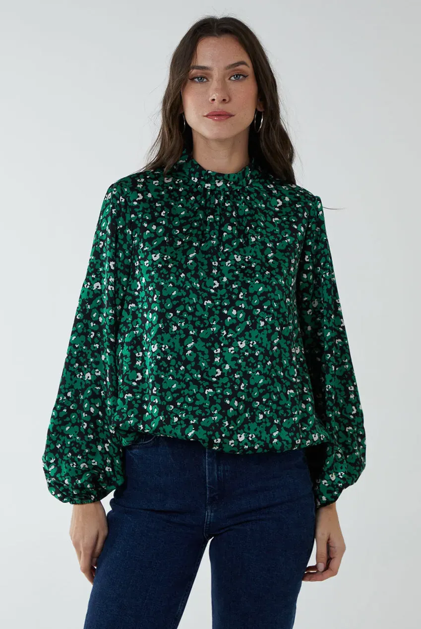 Blue Vanilla top verde leopardato raso collo alto