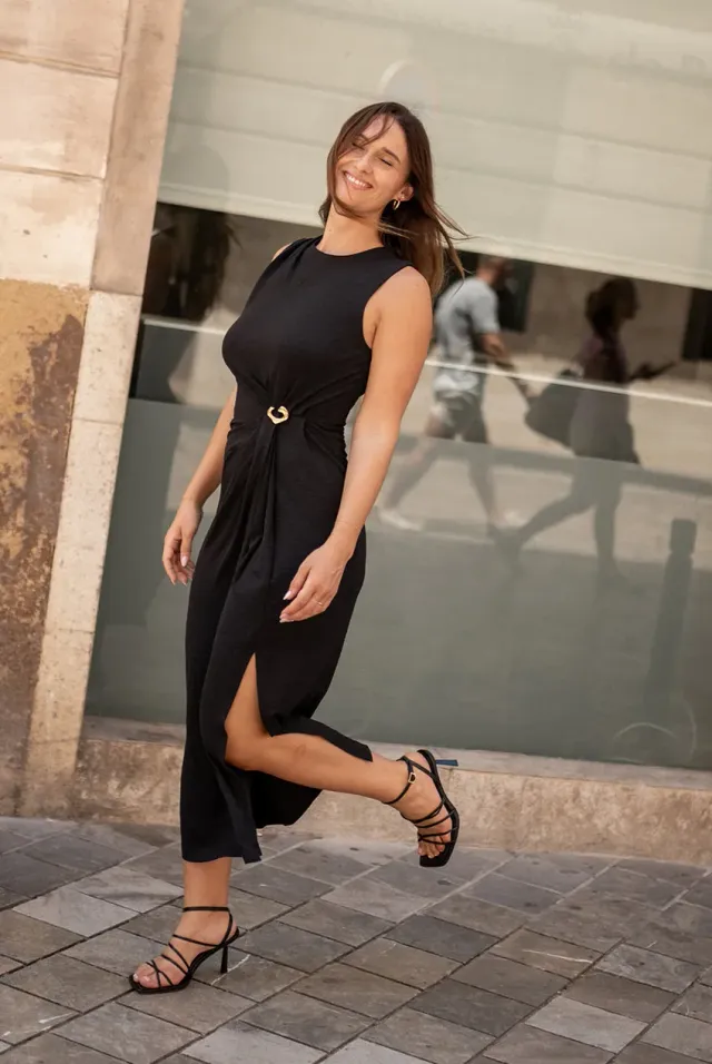 Gini London Waist Ruched Metal Trim abito midi nero