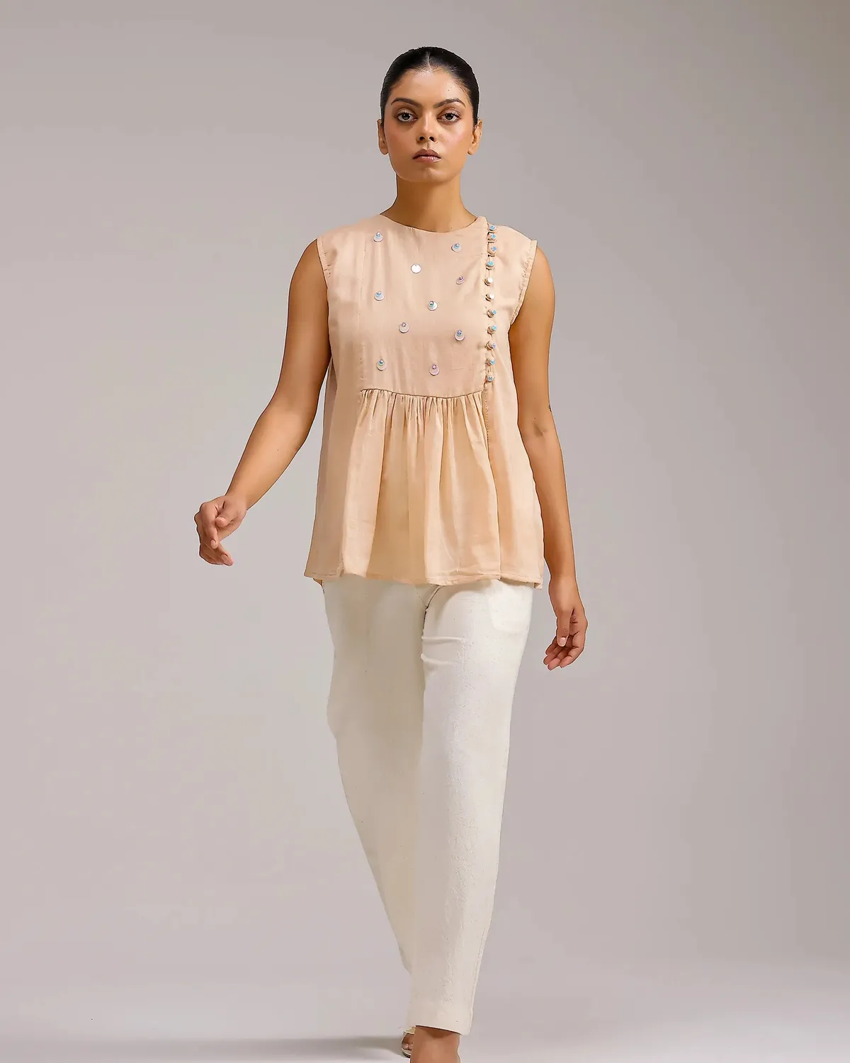 Our Dve Flow Top avorio smanicato mussola leggera