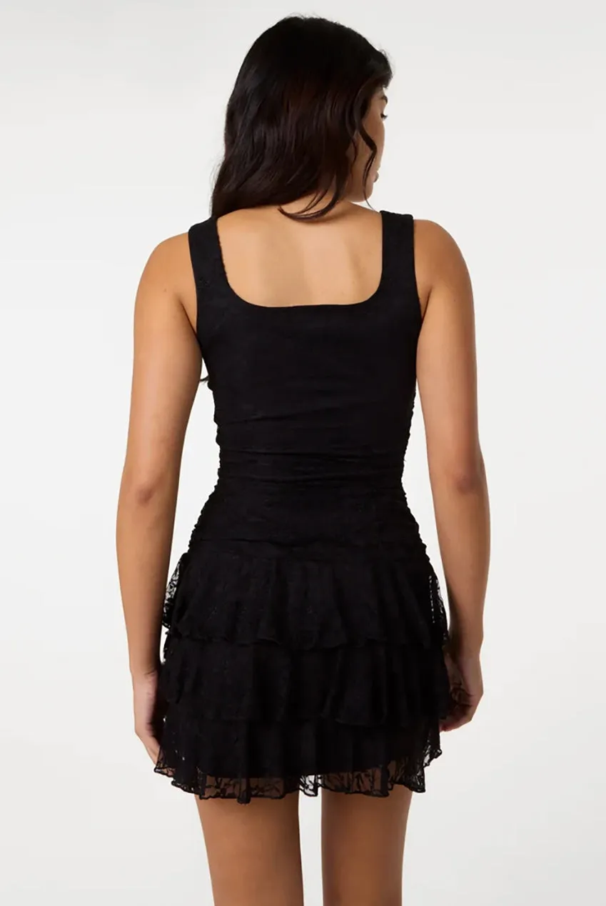 Pink Vanilla Lace Square Neck abito mini nero scollo quadrato