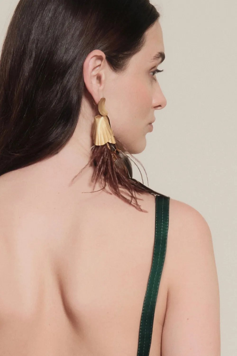 Johanna Ortiz Luminous Fortune orecchini piume marrone