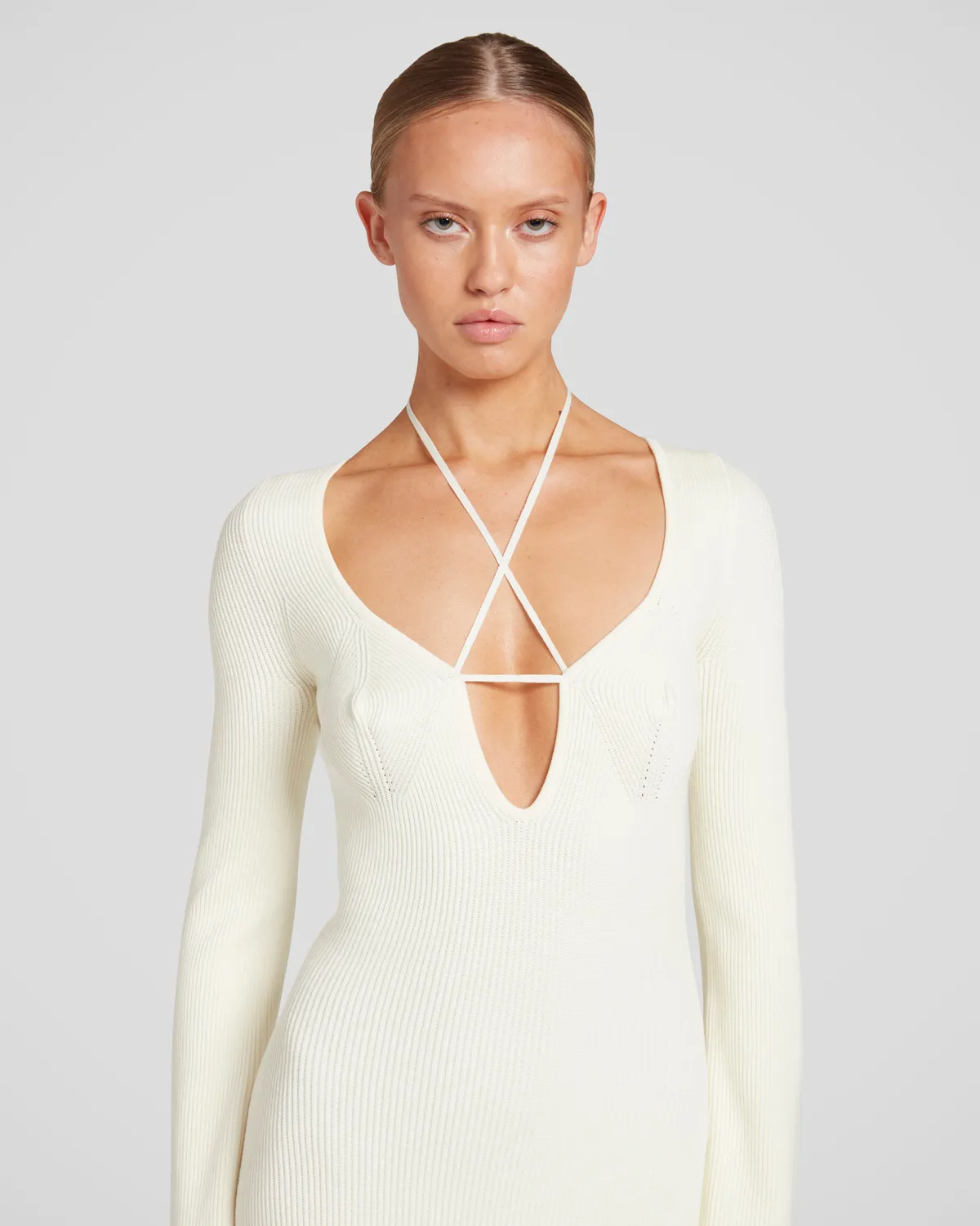 Violante Nessi Cristina abito avorio maglia scollo V midi