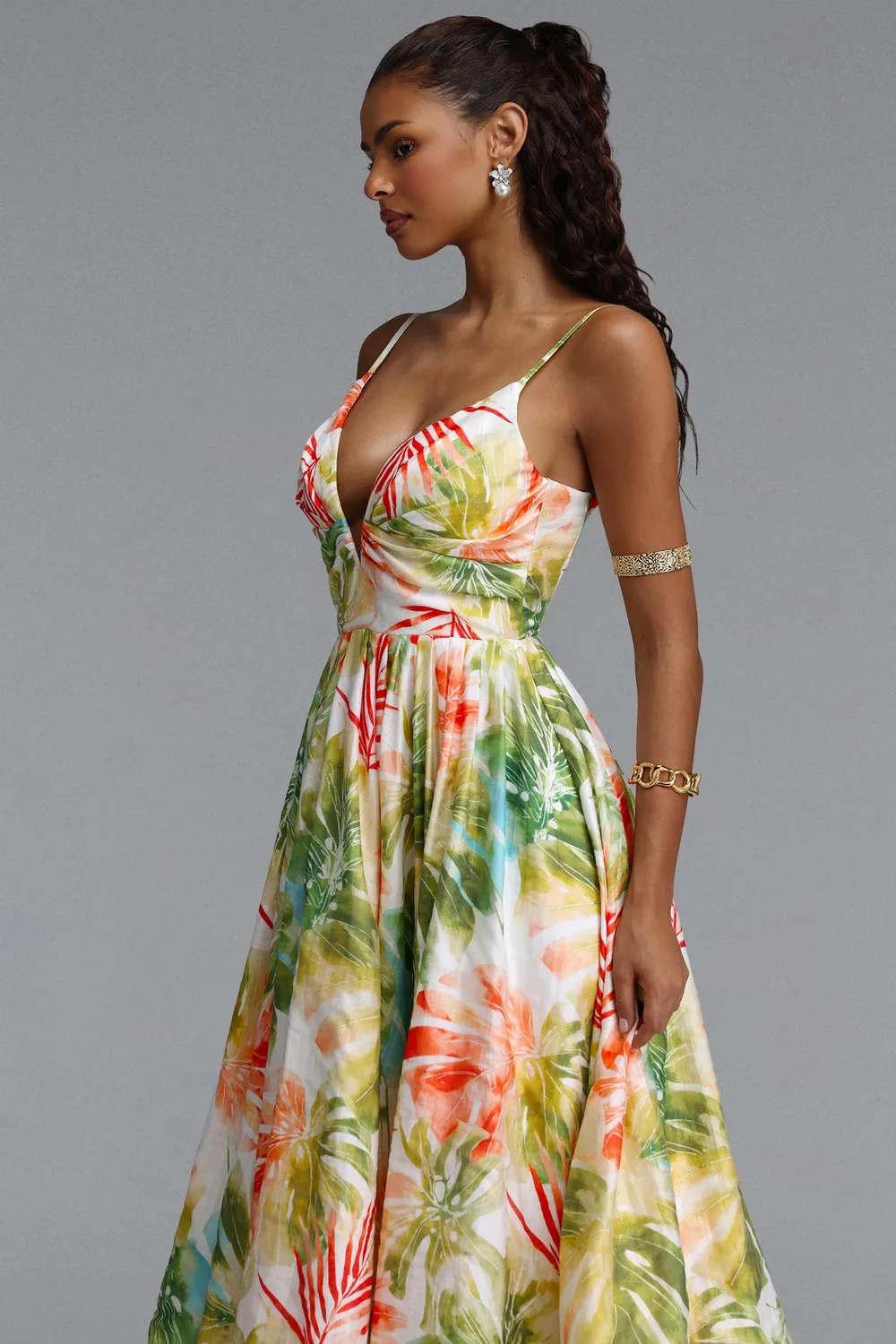 Bella Barnett Kamaria abito maxi floreale spalline