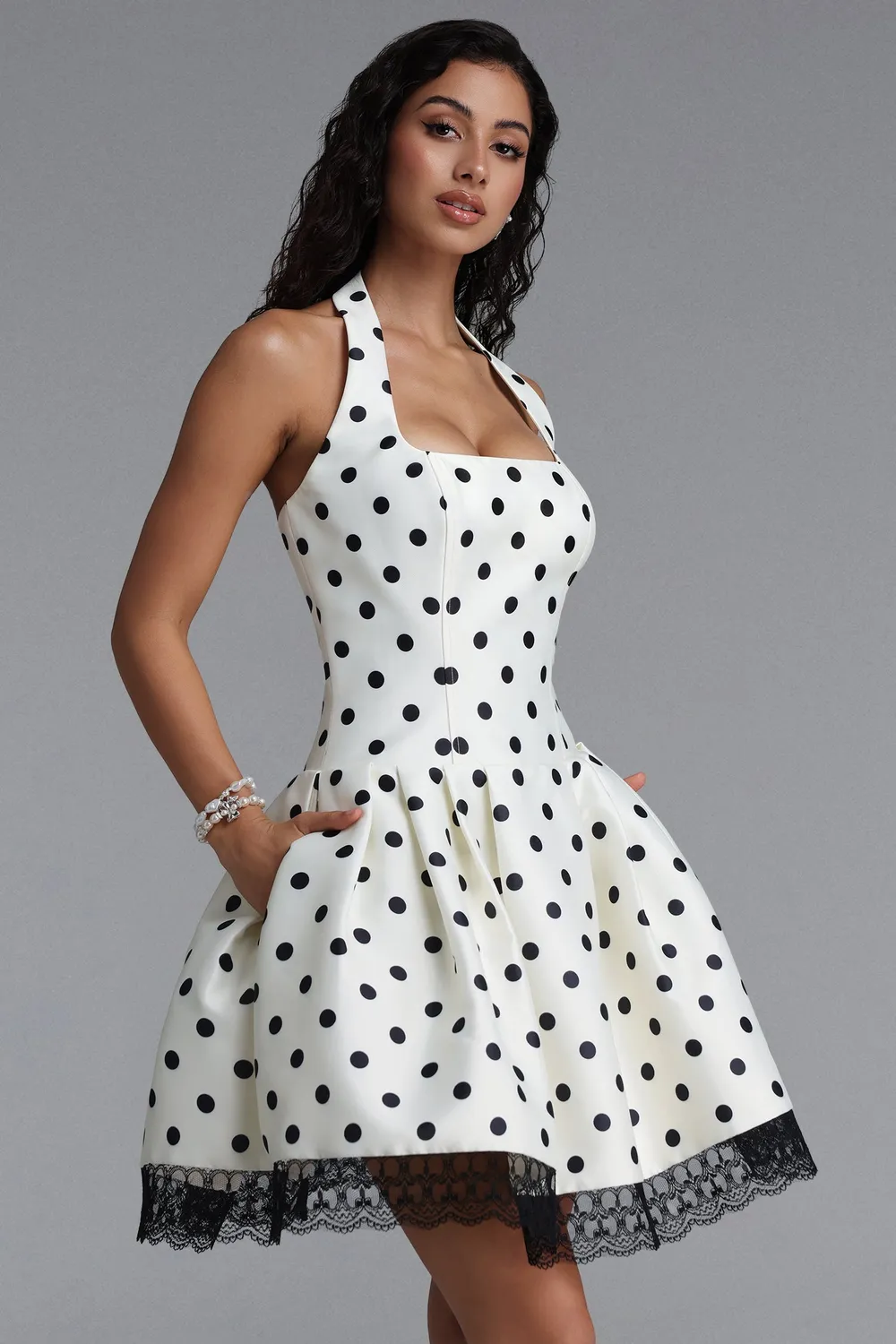 Bella Barnett Rizza abito mini nero pois pizzo