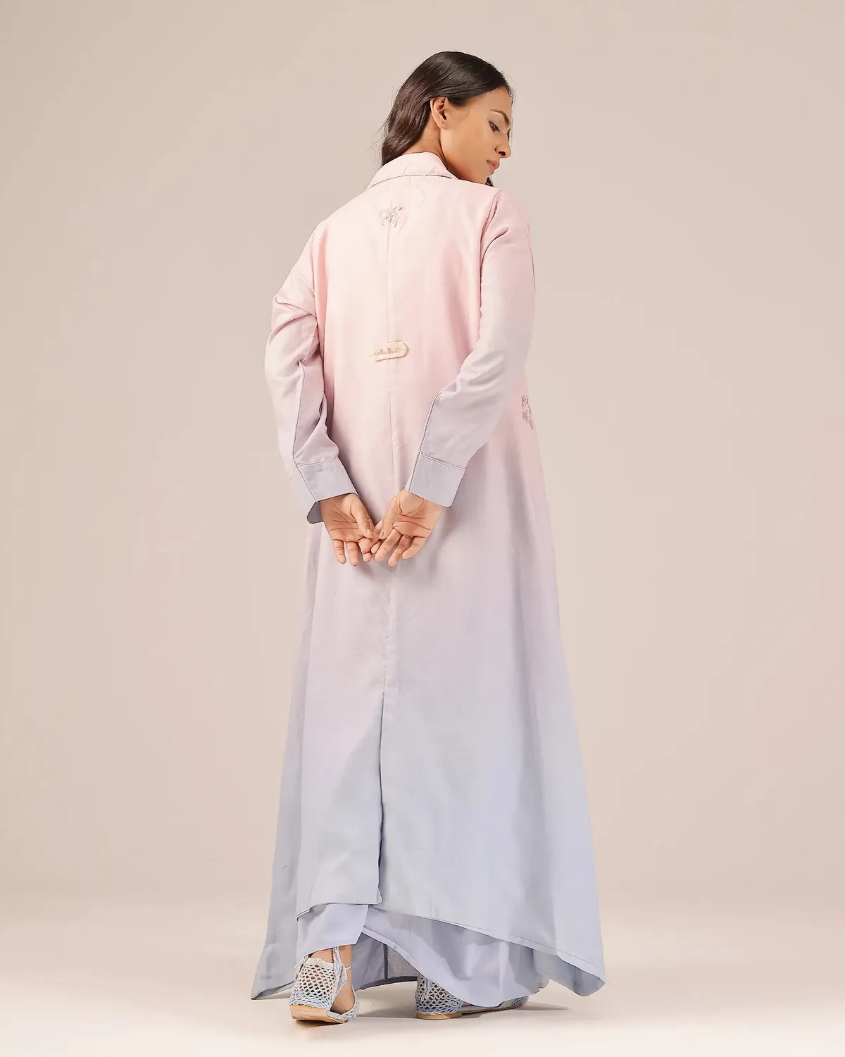 Our Dve Ocean Dusk completo abito giacca rosa azzurro