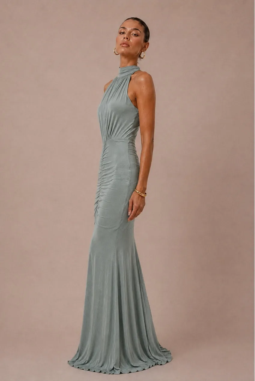Honor Gold Kyra abito maxi verde salvia scollatura halter
