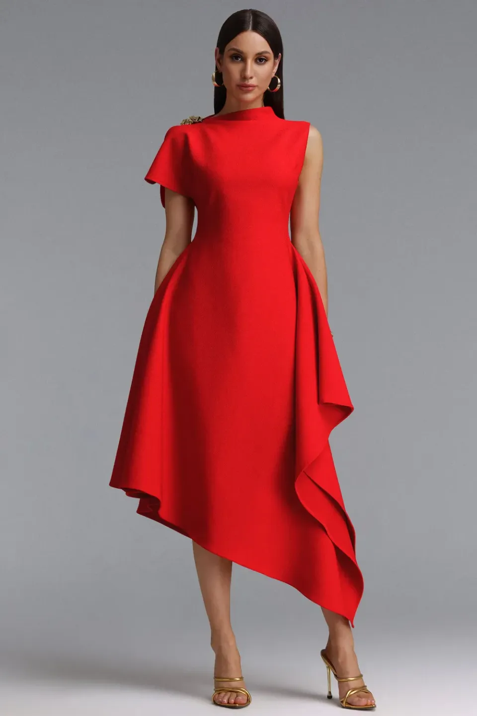 Bella Barnett Weren abito maxi rosso scollo alto asimmetrico