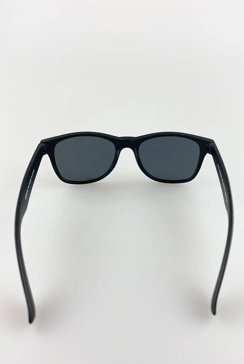 SVNX Classic Wayfarer occhiali da sole neri