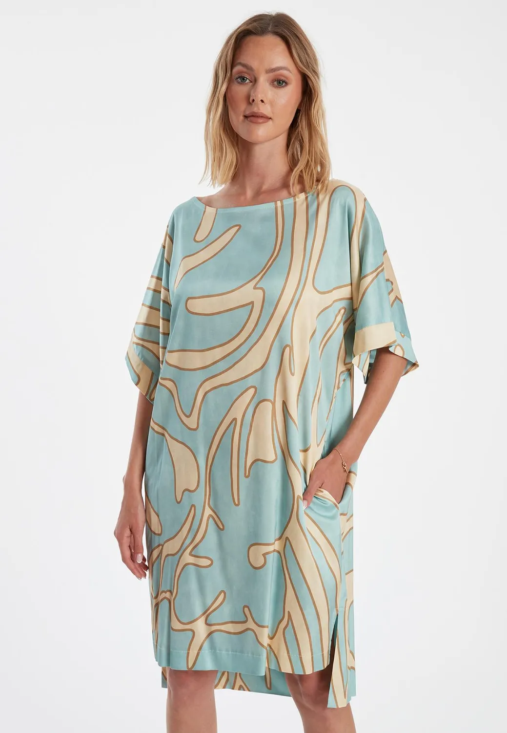 Ana Alcazar Zazilia abito fantasia azzurro oversize
