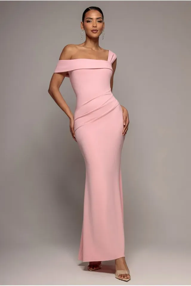 Goddiva abito maxi rosa cipria spalle scoperte plissé